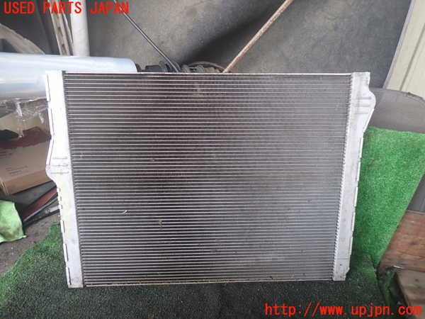 1UPJ-18362321]BMW アクティブハイブリッド7L(AH7L F04)(KX44L)ラジエーター1 中古_m0002.jpg
