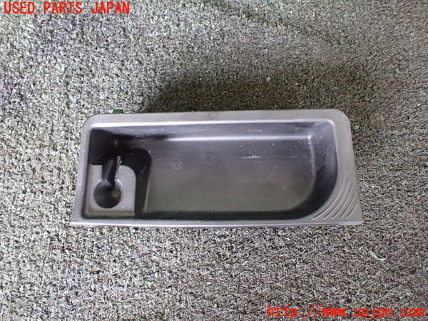 1UPJ-18367821]BMW アクティブハイブリッド7L(AH7L F04)(KX44L)灰皿1 中古_m0001.jpg
