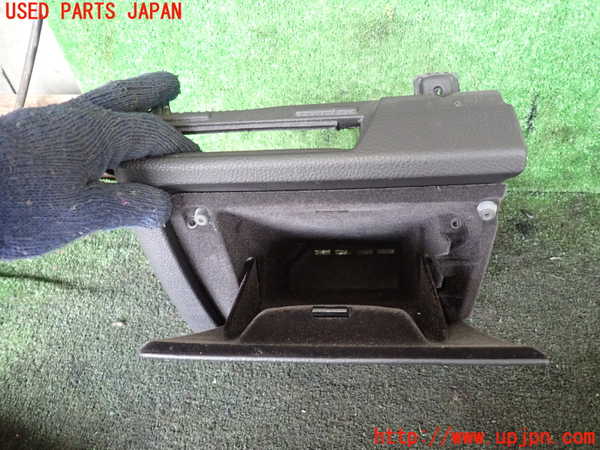 1UPJ-18367842]BMW アクティブハイブリッド7L(AH7L F04)(KX44L)小物入れ2 中古_m0002.jpg
