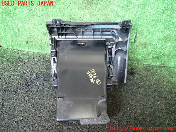 1UPJ-18367842]BMW アクティブハイブリッド7L(AH7L F04)(KX44L)小物入れ2 中古_m0003.jpg