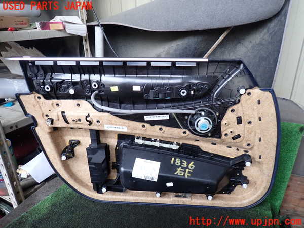 1UPJ-18361234]BMW アクティブハイブリッド7L(AH7L F04)(KX44L)右前ドア内張り 中古_m0004.jpg
