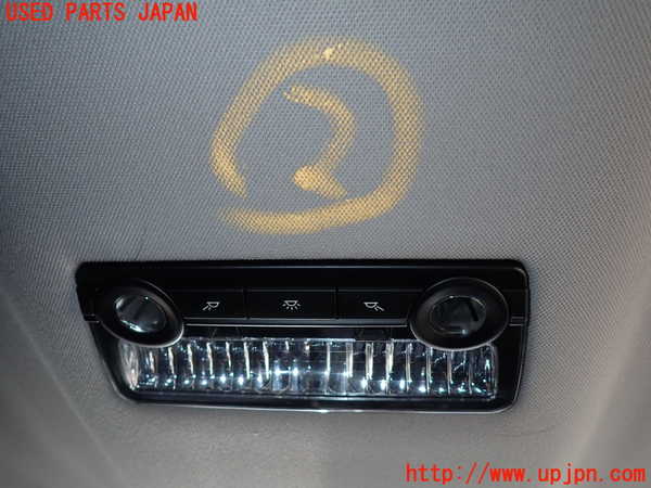 1UPJ-18366412]BMW アクティブハイブリッド7L(AH7L F04)(KX44L)ルームランプ2 (２列目右) 中古_m0001.jpg