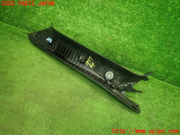 5UPJ-18377655]ロードスター(ND5RC)右フロントピラートリム 中古_m0004.jpg