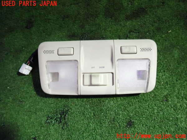 1UPJ-18386411]レクサス・SC430(UZZ40)ルームランプ1 (１列目) 中古_m0001.jpg
