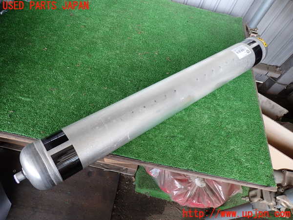 5UPJ-18395530]ジープグランドチェロキー(WK36TA)エアサスタンク 中古_m0002.jpg