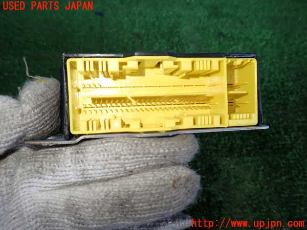 5UPJ-18396145]ジープグランドチェロキー(WK36TA)エアバッグコンピューター 中古_m0003.jpg