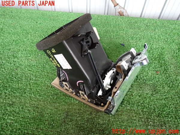 5UPJ-18397526]ジープグランドチェロキー(WK36TA)エアコン吹き出し口1 中古_m0002.jpg