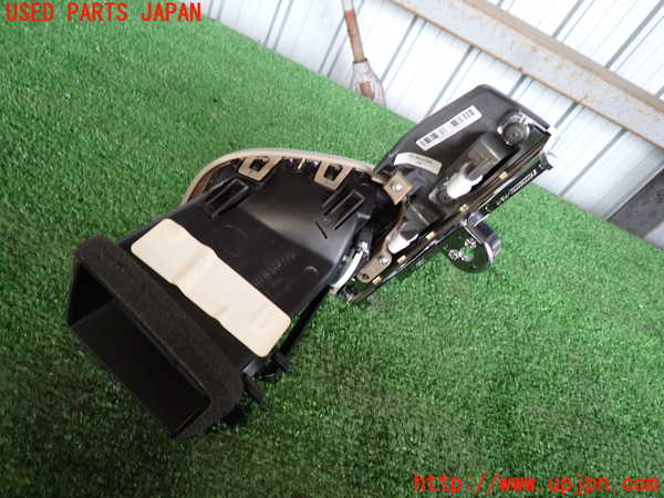 5UPJ-18397526]ジープグランドチェロキー(WK36TA)エアコン吹き出し口1 中古_m0003.jpg