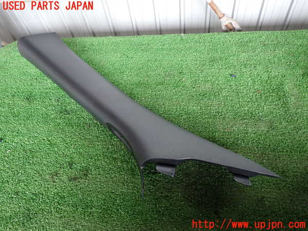 5UPJ-18397660]ジープグランドチェロキー(WK36TA)左フロントピラートリム 中古_m0001.jpg