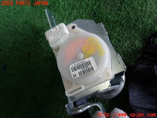 5UPJ-18397045]ジープグランドチェロキー(WK36TA)運転席シートベルト 中古_m0003.jpg