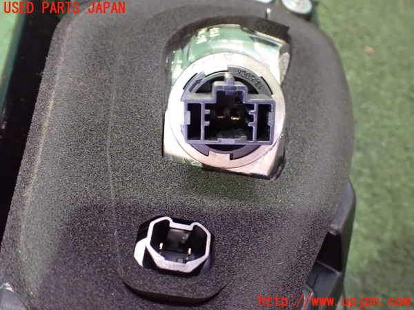 5UPJ-18401552]エクリプスクロス PHEV(GL3W)左リアフィニッシャー 中古_m0003.jpg