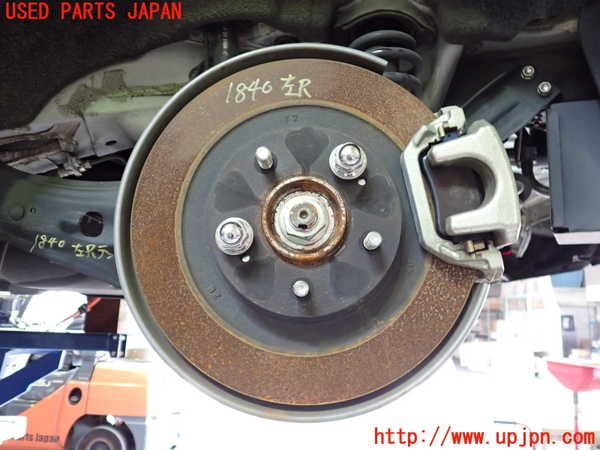 5UPJ-18404305]エクリプスクロス PHEV(GL3W)左リアナックルハブ 中古_m0002.jpg
