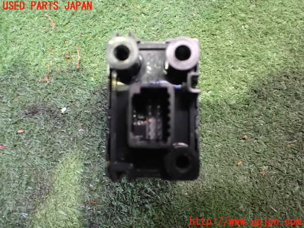 5UPJ-18406307]エクリプスクロス PHEV(GL3W)スイッチ2 (パーキングブレーキ) 中古_m0002.jpg