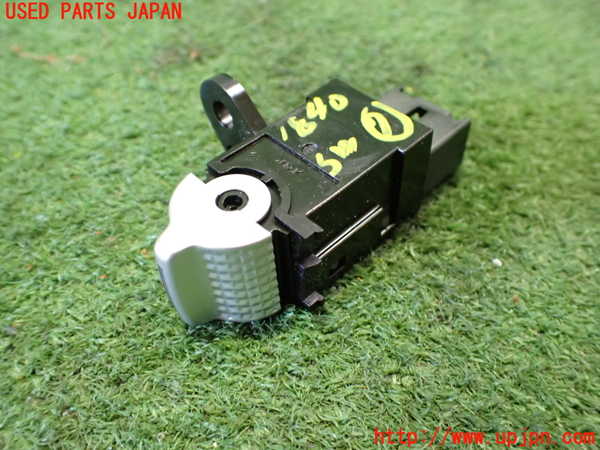 5UPJ-18406312]エクリプスクロス PHEV(GL3W)スイッチ7 (ドライブモードセレクター) 中古_m0001.jpg