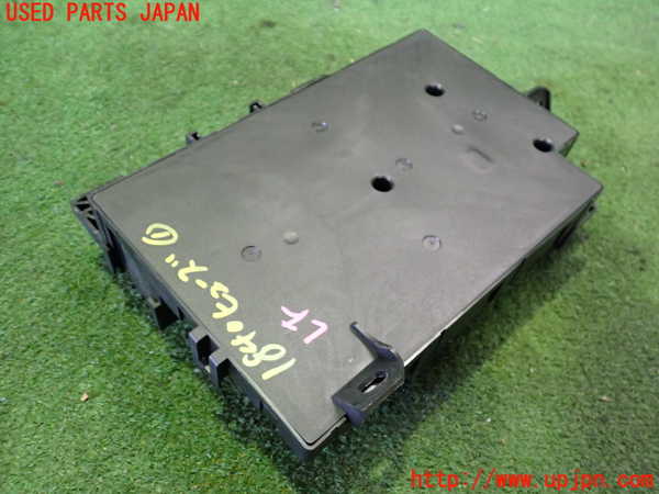 5UPJ-18406741]エクリプスクロス PHEV(GL3W)ヒューズボックス1 中古_m0002.jpg