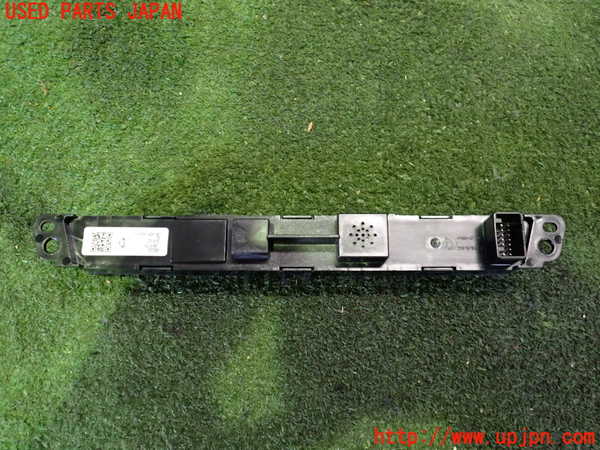 5UPJ-18406290]エクリプスクロス PHEV(GL3W)ハザードスイッチ 中古_m0002.jpg