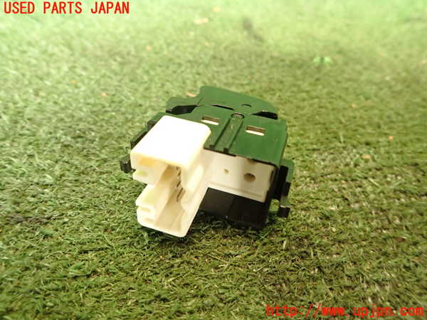 5UPJ-18416245]スターレット(EP91)左前パワーウィンドウスイッチ 中古_m0003.jpg