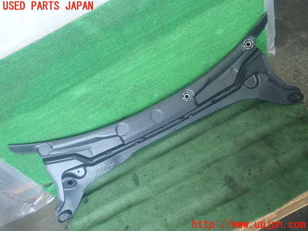 5UPJ-18421190]BMW 218d グランツアラー(2E20)(F46)カウルトップ 中古_m0002.jpg