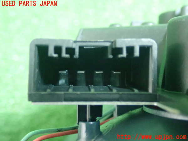 5UPJ-18421552]BMW 218d グランツアラー(2E20)(F46)左リアフィニッシャー 中古_m0004.jpg