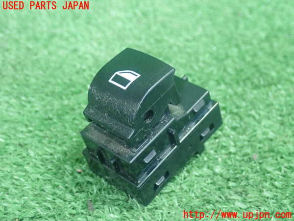 5UPJ-18426245]BMW 218d グランツアラー(2E20)(F46)左前パワーウィンドウスイッチ 中古_m0001.jpg