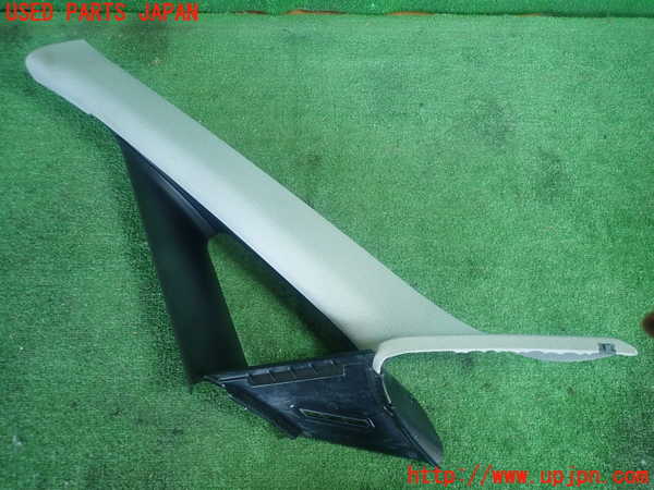 5UPJ-18427660]BMW 218d グランツアラー(2E20)(F46)左フロントピラートリム 中古_m0001.jpg