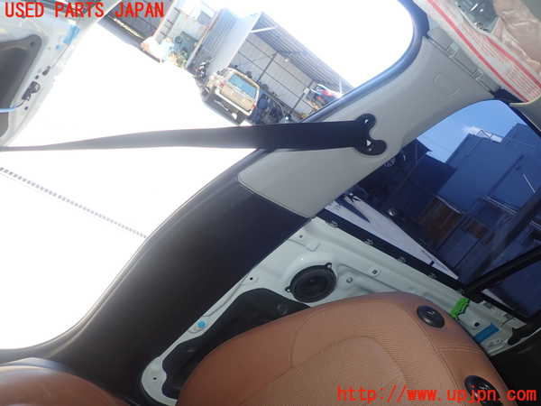 5UPJ-18427665]BMW 218d グランツアラー(2E20)(F46)右センターピラートリム 中古_m0001.jpg