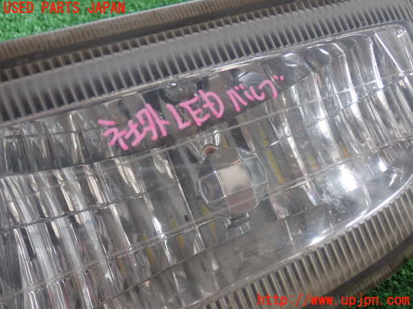 2UPJ-18471182]ランクル100系(UZJ100W)左フォグ 中古_m0002.jpg