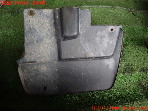 2UPJ-18471452]ランクル100系(UZJ100W)左フロントマッドガード(泥除け) 中古_m0002.jpg