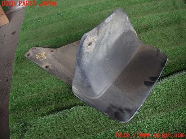 2UPJ-18471456]ランクル100系(UZJ100W)左リアマッドガード(泥除け) 中古_m0001.jpg