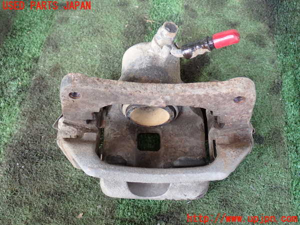 2UPJ-18474090]ランクル100系(UZJ100W)右リアキャリパー 中古_m0002.jpg