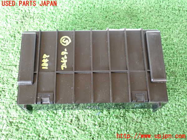 2UPJ-18476150]ランクル100系(UZJ100W)コンピューター5 (エアコン) 中古_m0001.jpg