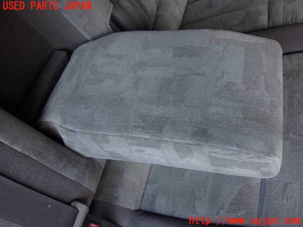 2UPJ-18477145]ランクル100系(UZJ100W)右2列目シート 中古_m0003.jpg