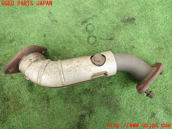 2UPJ-18482631]NV350 キャラバン バン(VW2E26)フロントパイプ1 中古_m0002.jpg