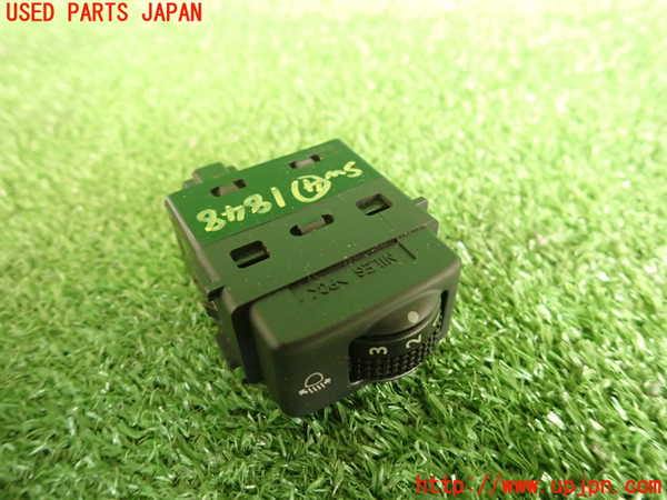 5UPJ-18486309]NV350 キャラバン バン(VW2E26)スイッチ4 (ヘッドライトレベル) 中古_m0001.jpg