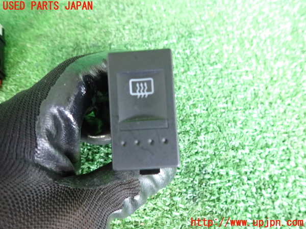 5UPJ-18496300]VW ルポGTI(6EAVY)デフォッガースイッチ 中古_m0001.jpg