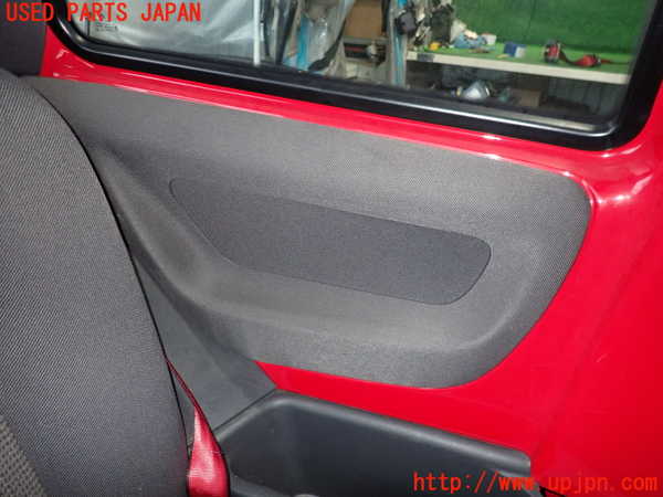 5UPJ-18497680]VW ルポGTI(6EAVY)左リアピラートリム 中古_m0002.jpg