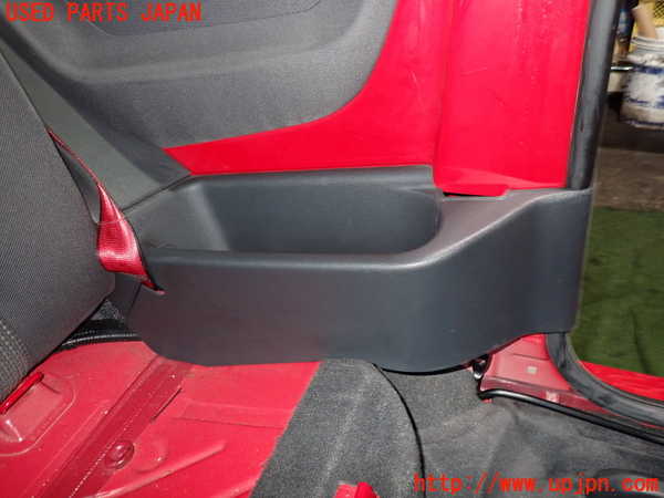 5UPJ-18497680]VW ルポGTI(6EAVY)左リアピラートリム 中古_m0003.jpg
