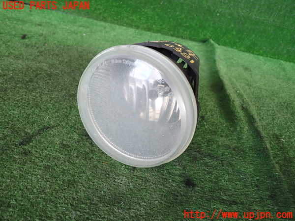 5UPJ-18501180]クライスラー・300C 2006ymodel(LX57)右フォグ 中古_m0001.jpg