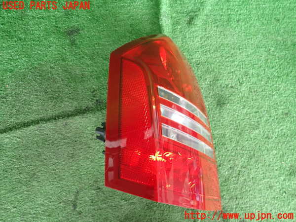 5UPJ-18501536]クライスラー・300C 2006ymodel(LX57)左テールランプ 中古_m0002.jpg