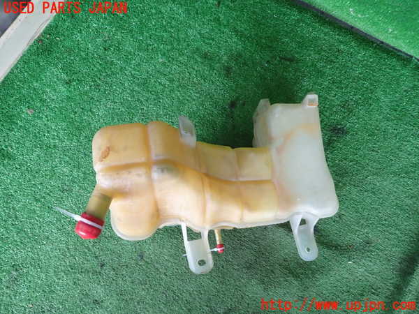 5UPJ-18502410]クライスラー・300C 2006ymodel(LX57)ラジエータータンク 中古_m0004.jpg