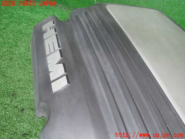 5UPJ-18502160]クライスラー・300C 2006ymodel(LX57)エンジンアッパーカバー 中古_m0004.jpg