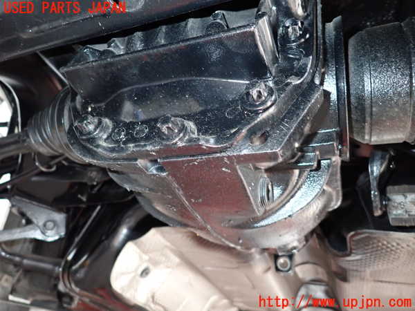 5UPJ-18504355]クライスラー・300C 2006ymodel(LX57)リアデフ 中古_m0003.jpg