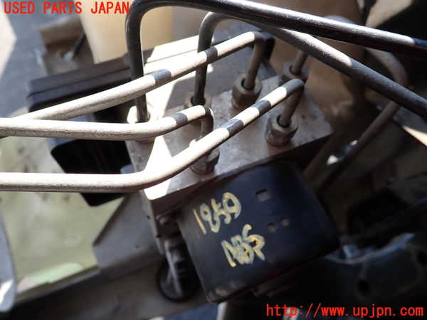 5UPJ-18504040]クライスラー・300C 2006ymodel(LX57)ABSアクチュエーター 中古_m0002.jpg