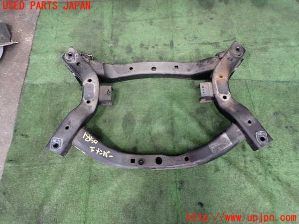 5UPJ-18505285]クライスラー・300C 2006ymodel(LX57)フロントメンバー 中古_m0001.jpg