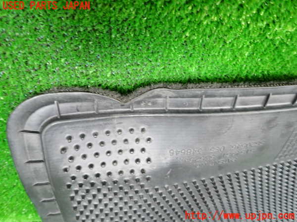 5UPJ-18507800]クライスラー・300C 2006ymodel(LX57)フロアマット 中古_m0005.jpg