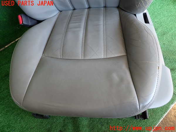 5UPJ-18507035]クライスラー・300C 2006ymodel(LX57)運転席シート 中古_m0002.jpg