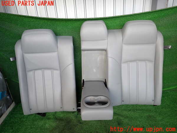5UPJ-18507385]クライスラー・300C 2006ymodel(LX57)リアシート 中古_m0004.jpg