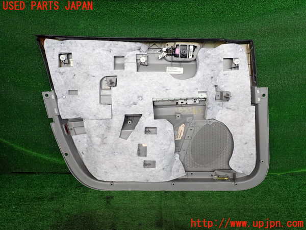 5UPJ-18501234]クライスラー・300C 2006ymodel(LX57)右前ドア内張り 中古_m0002.jpg