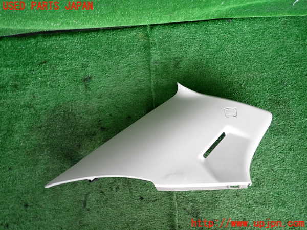 5UPJ-18507680]クライスラー・300C 2006ymodel(LX57)左リアピラートリム 中古_m0001.jpg