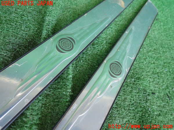 5UPJ-18507740]クライスラー・300C 2006ymodel(LX57)スカッフプレート 中古_m0004.jpg